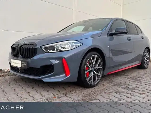 BMW 128