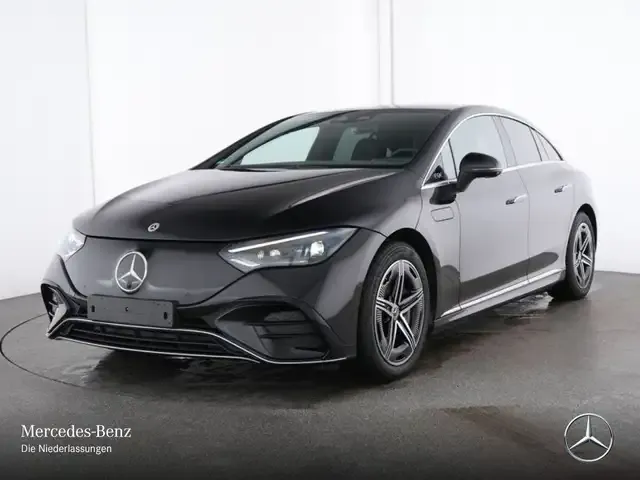 Mercedes-Benz EQE 300