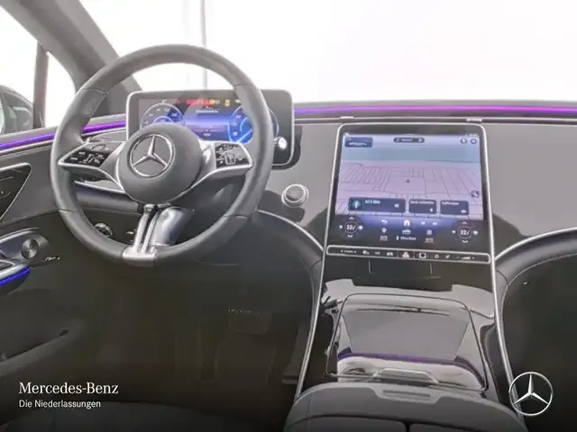 Mercedes-Benz EQE 300