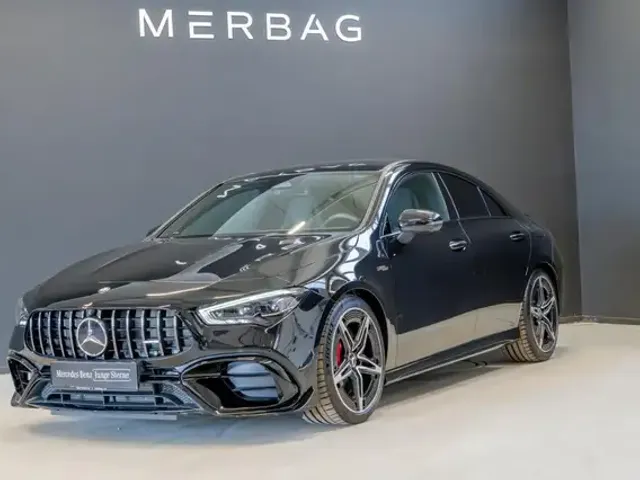 Mercedes-Benz CLA 45 AMG