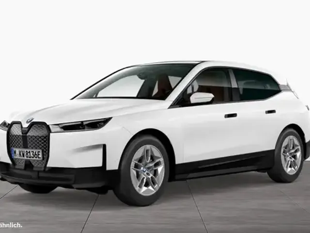 BMW iX