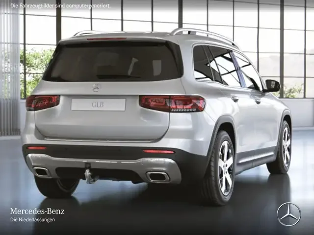 Mercedes-Benz GLB 220