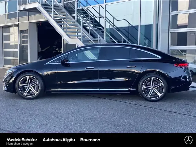 Mercedes-Benz EQS