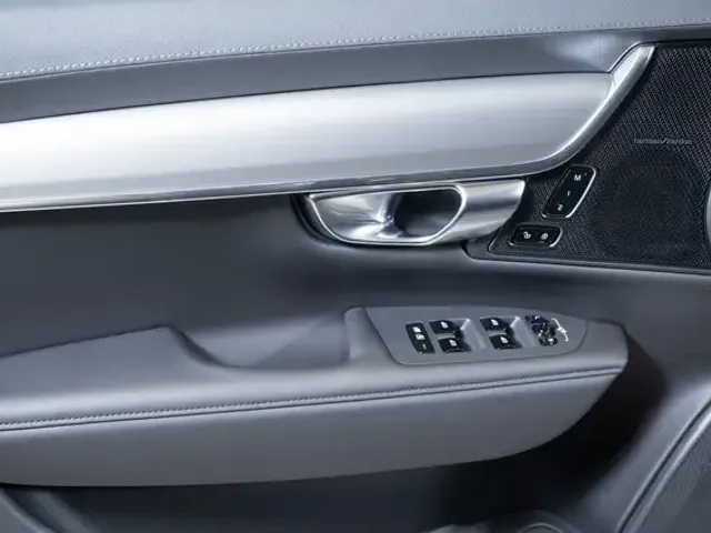 Volvo V90 Cross Country