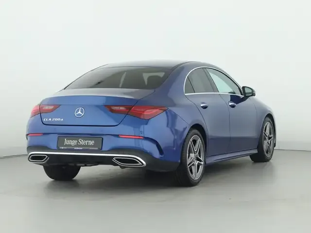 Mercedes-Benz CLA 200