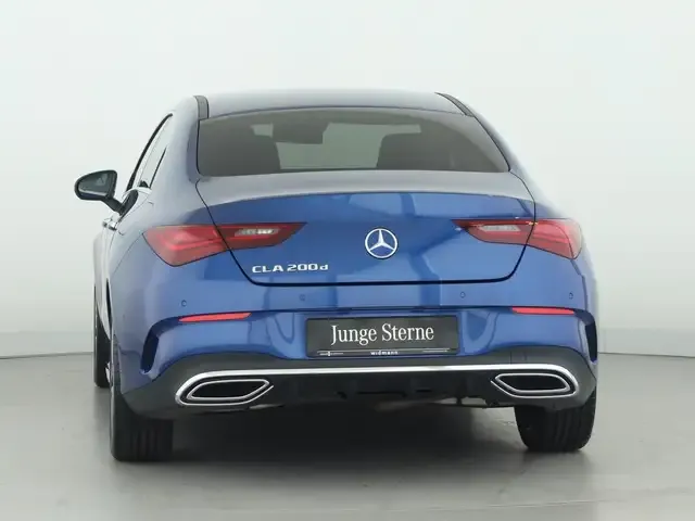 Mercedes-Benz CLA 200