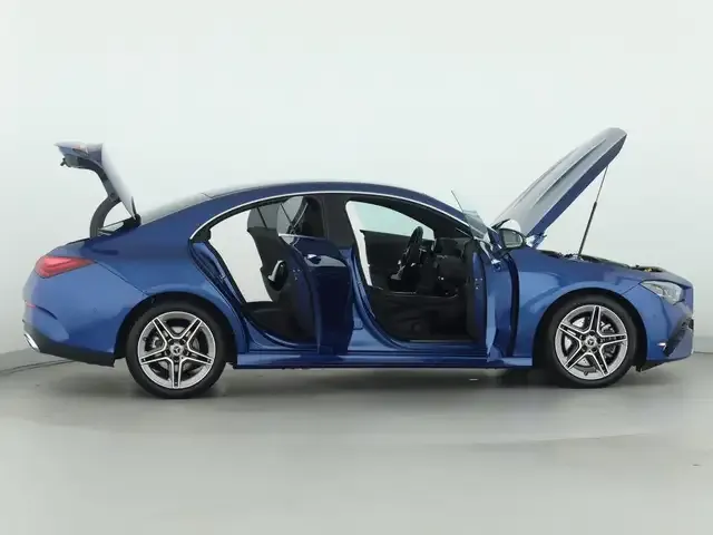 Mercedes-Benz CLA 200