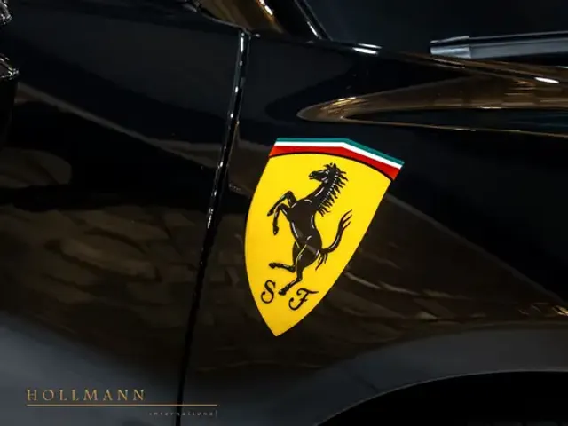 Ferrari SF90 Spider
