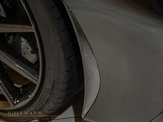 Ferrari SF90 Spider