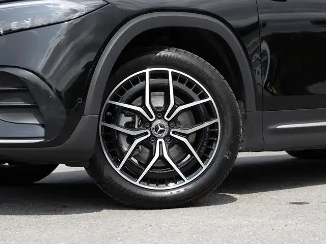 Mercedes-Benz EQB 300