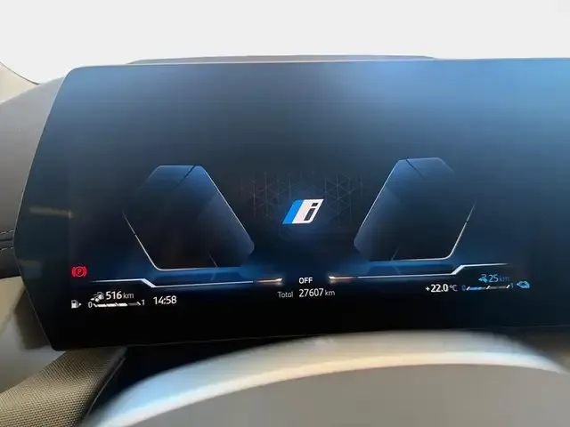 BMW 225
