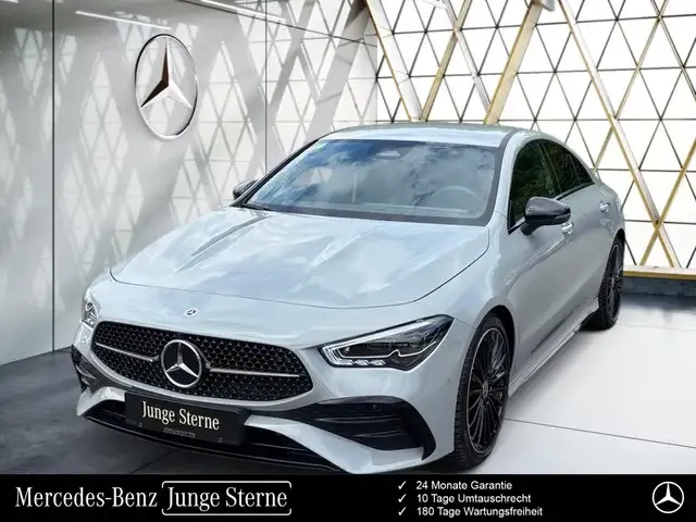 Mercedes-Benz CLA 200