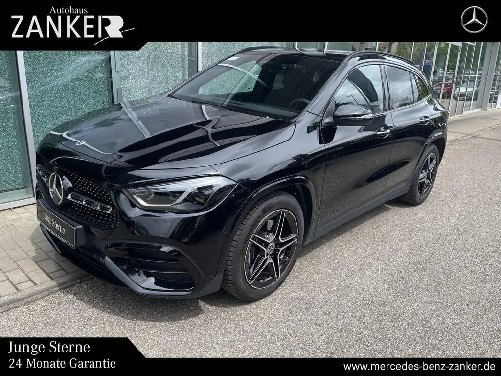 Mercedes-Benz GLA 200