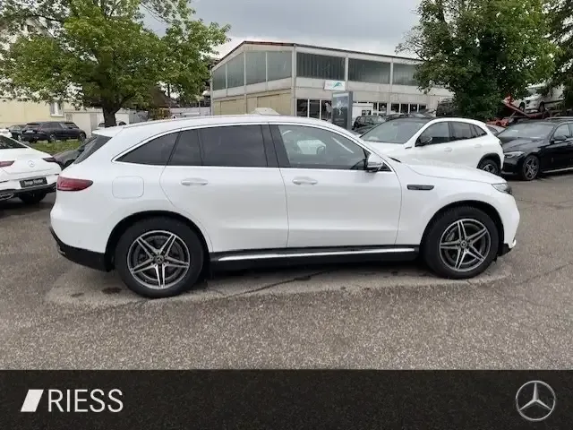 Mercedes-Benz EQC 400