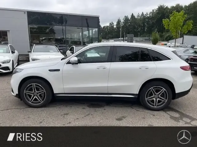 Mercedes-Benz EQC 400