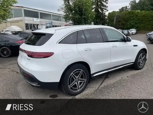 Mercedes-Benz EQC 400