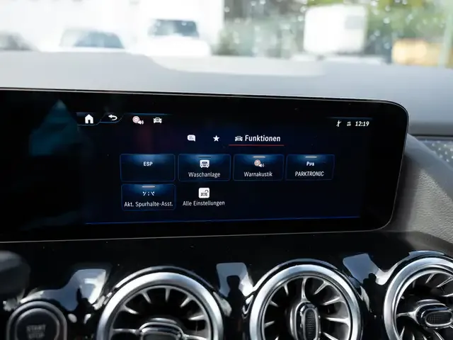 Mercedes-Benz EQA 350
