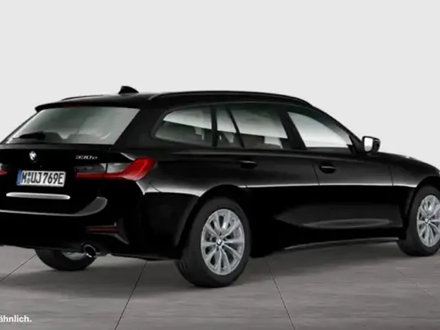 BMW 330