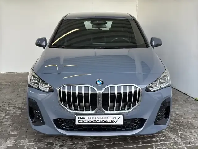 BMW 216