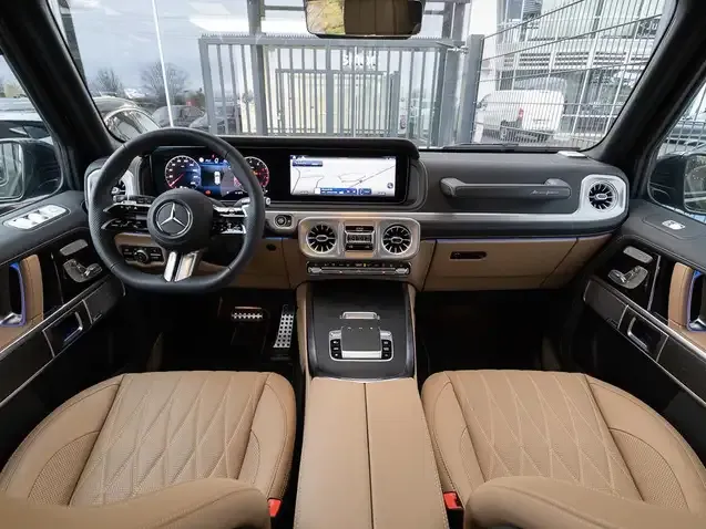 Mercedes-Benz G 500