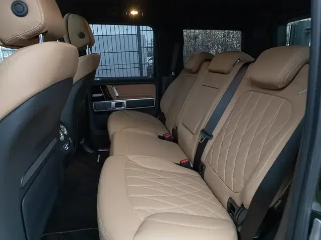 Mercedes-Benz G 500