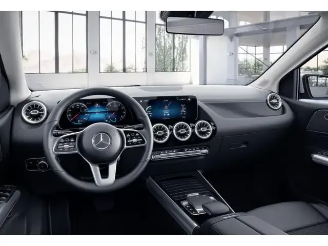 Mercedes-Benz B 180