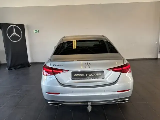Mercedes-Benz C 200