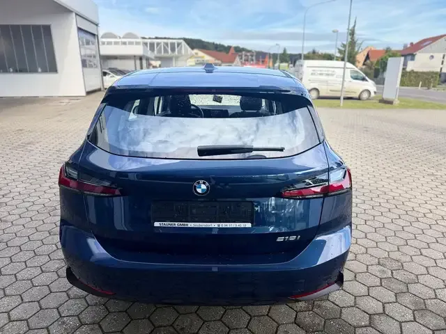 BMW 216
