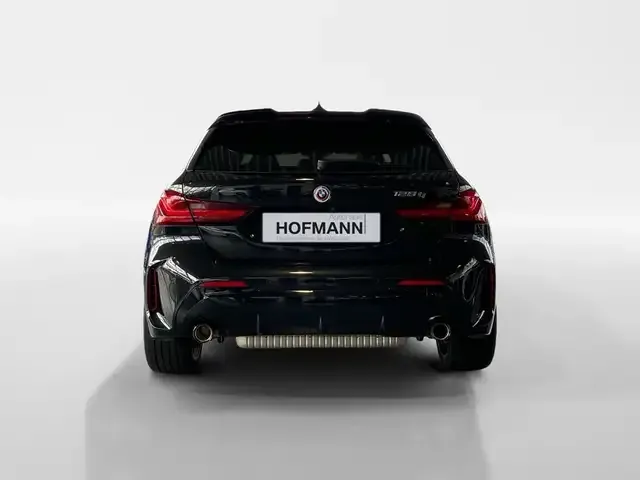 BMW 128