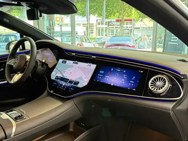 Mercedes-Benz EQE 350
