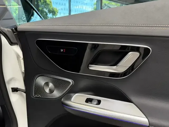 Mercedes-Benz EQE 350