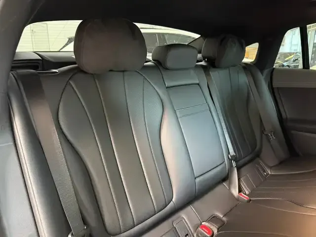 Mercedes-Benz EQE 350