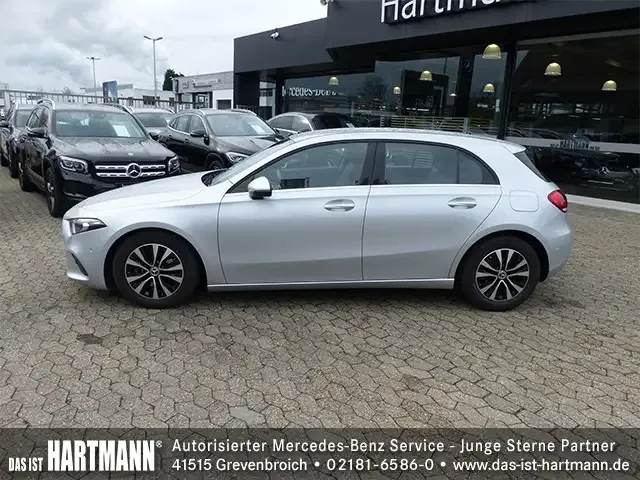 Mercedes-Benz A 180