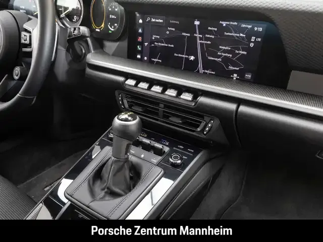 Porsche 992