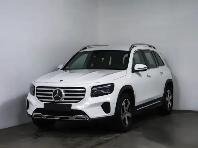 Mercedes-Benz GLB 220