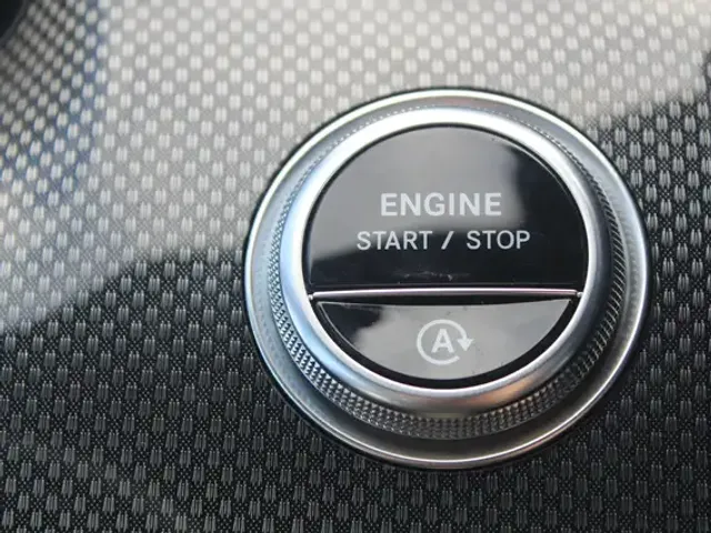 Mercedes-Benz CLE 200