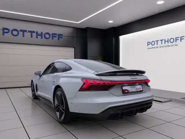 Audi e-tron GT