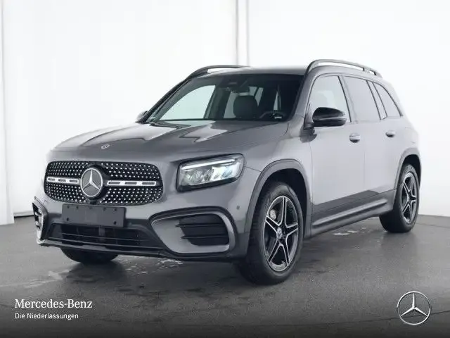 Mercedes-Benz GLB 180
