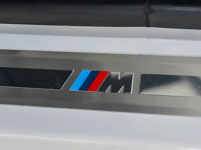 BMW 225