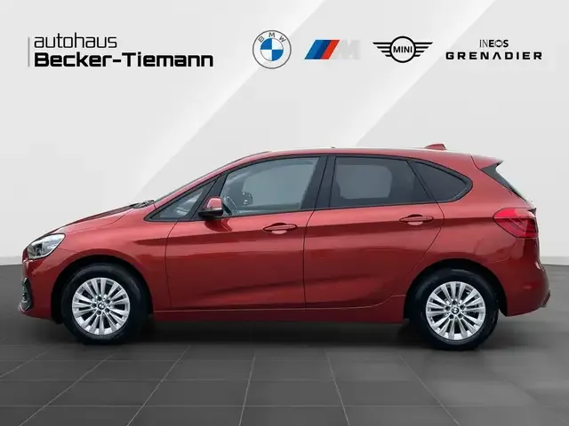 BMW 218