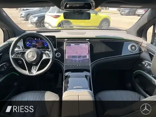 Mercedes-Benz EQS SUV