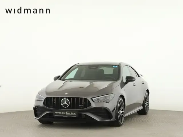 Mercedes-Benz CLA 35 AMG
