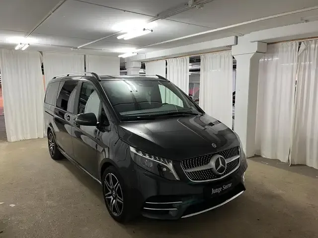 Mercedes-Benz V 220