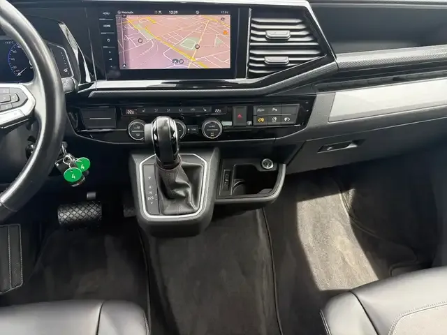 Volkswagen T6.1 Multivan