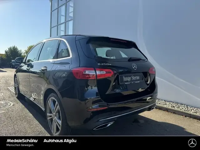 Mercedes-Benz B 250