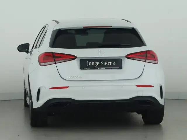 Mercedes-Benz A 250