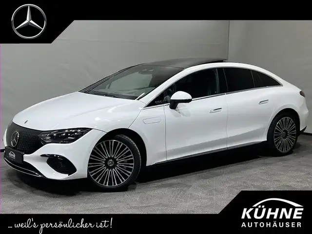 Mercedes-Benz EQE 300