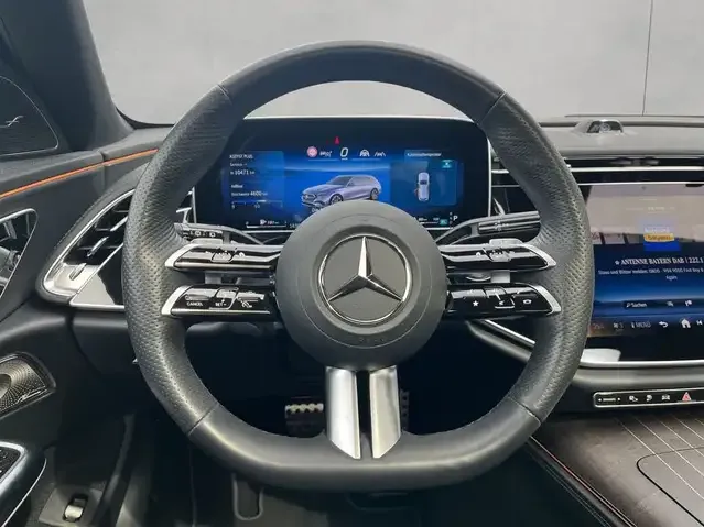Mercedes-Benz E 300