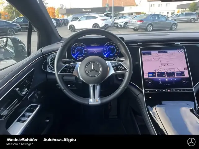 Mercedes-Benz EQE 500
