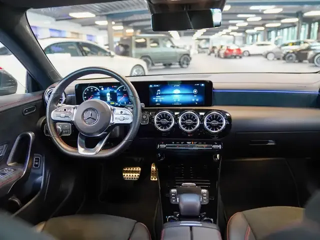 Mercedes-Benz CLA 220